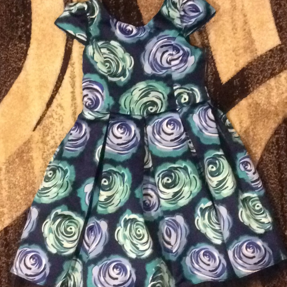 Little girls floral print dress